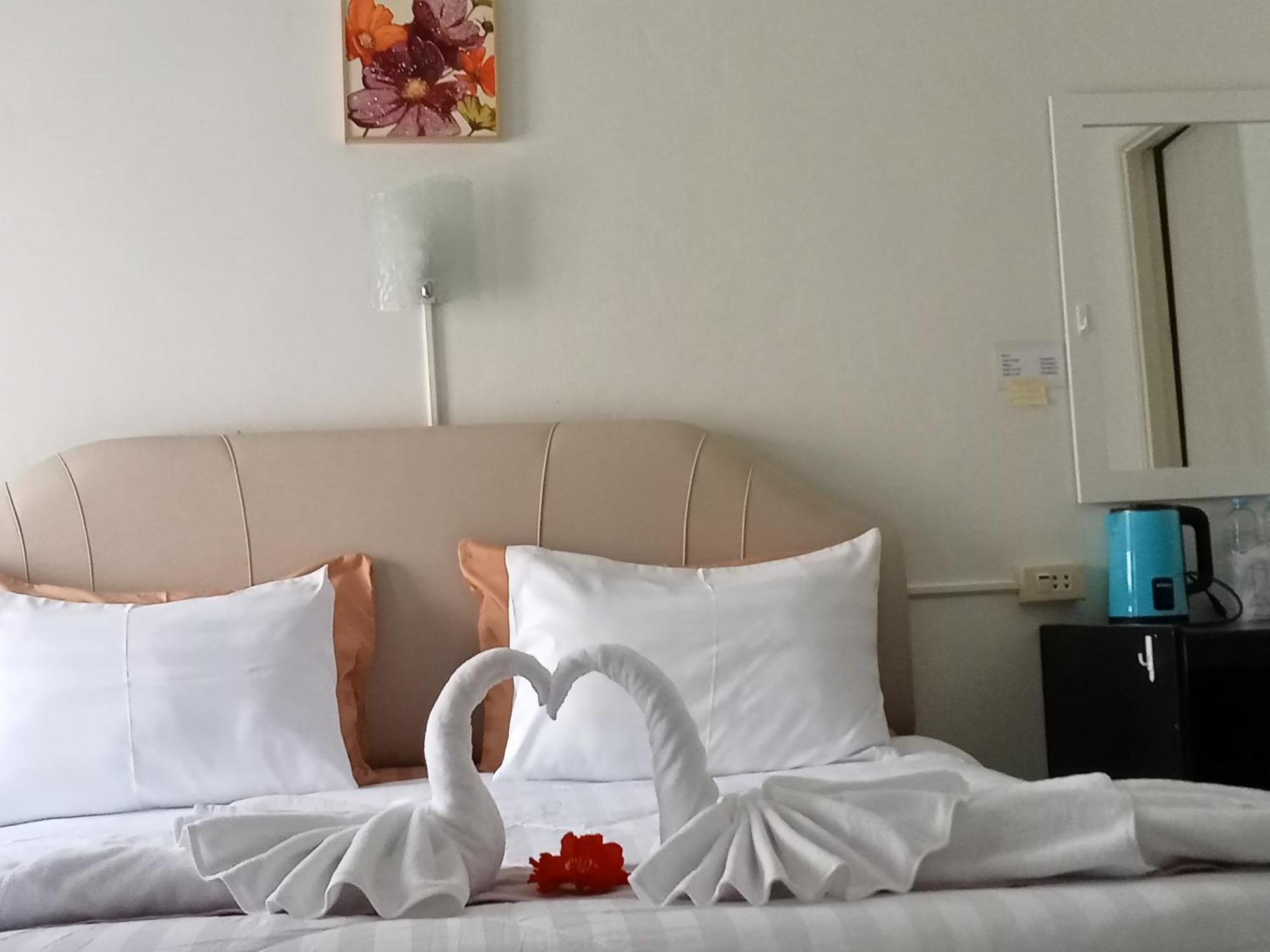 Happy Home Guest House Ban Phe Esterno foto