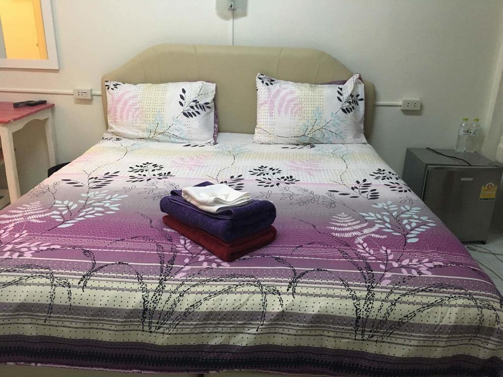 Happy Home Guest House Ban Phe Esterno foto