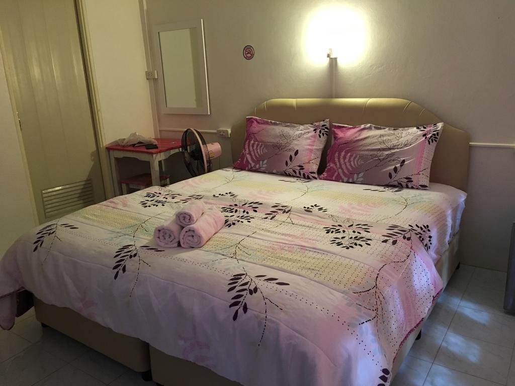 Happy Home Guest House Ban Phe Esterno foto