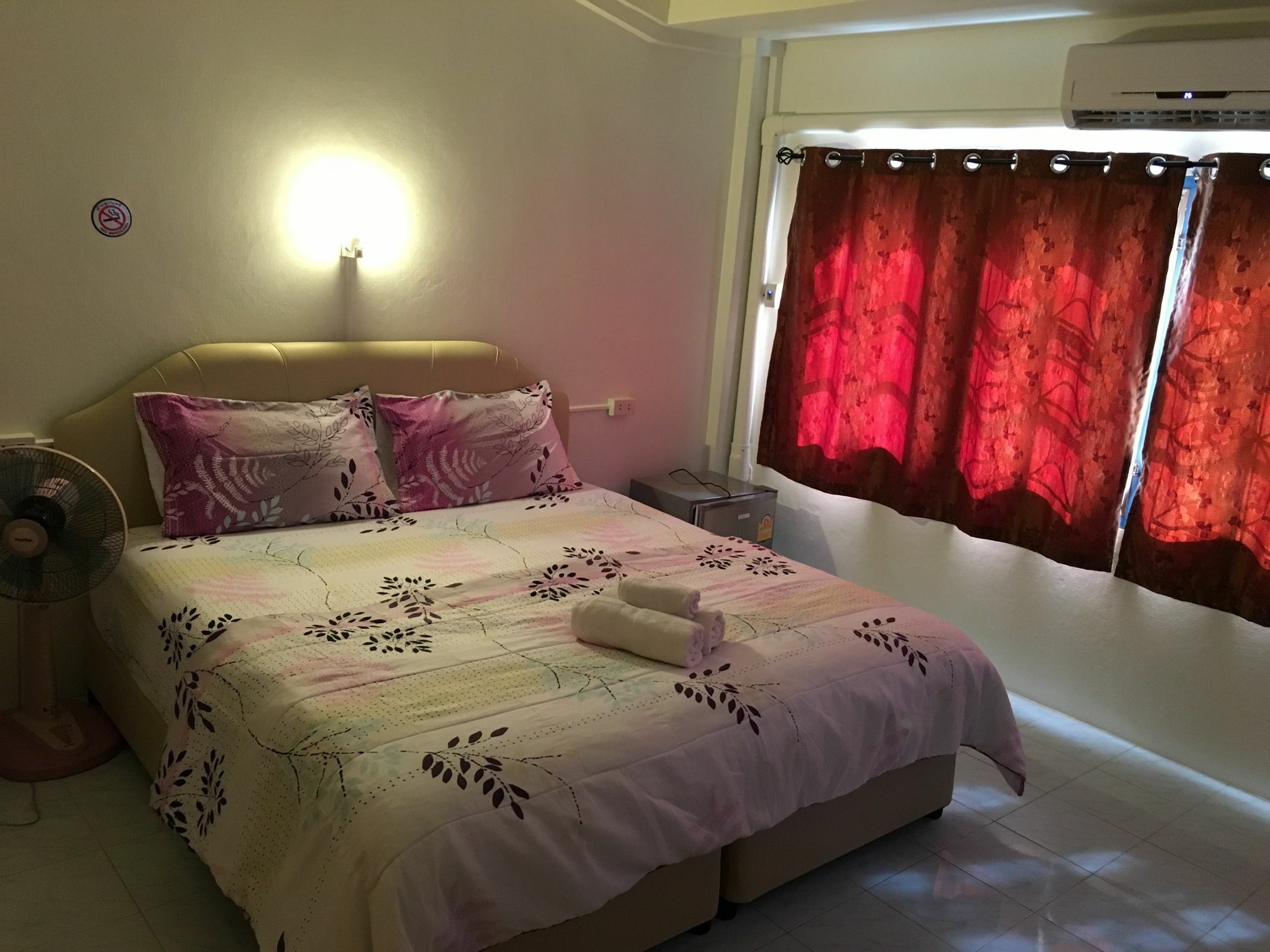 Happy Home Guest House Ban Phe Esterno foto